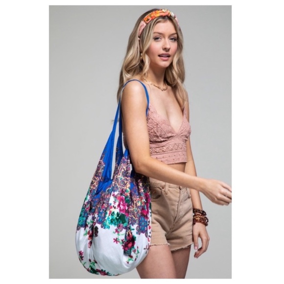 Oversized Bohemian Bag - Picture 4 of 8